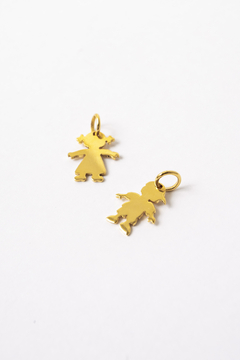 Dije colgante silueta Baby Plata 925 con baño de oro 24k