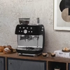 Smeg® Cafetera Espresso Manual Con Molinillo Negra (EGF03BLEU) - Cook Inc. - The Culinary Store