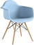 Sillón Eames, patas de madera