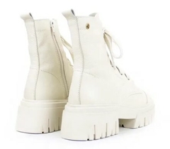 Coturno Off White Giulia Domna - comprar online
