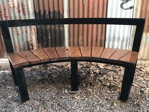 BANCO CURVO ASIENTO MADERA