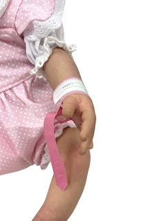 BEBÉ REAL PREMATURO: TRAJESITO ROSA en internet