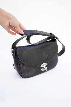 CORI cuero negro - comprar online