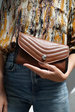 BILLETERA-SOBRE PERLA - La Simona Handbags