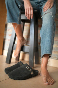 MULES POLY GAMUZA GRIS ANTRACITA