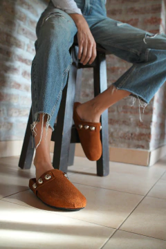 MULES POLY GAMUZA ÓXIDO - comprar online
