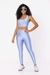 modelo usando Legging academia Di Paula Mirela Azul Lirio e top academia di paula mirela azul lirio