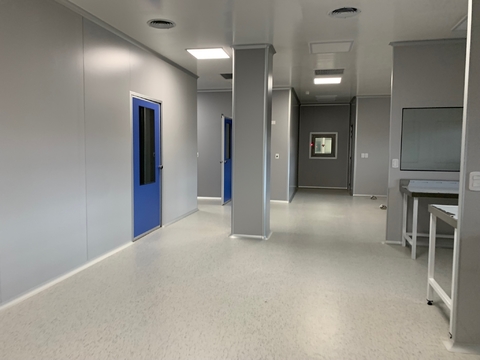 PANELES Y TABIQUES PARA LABORATORIOS