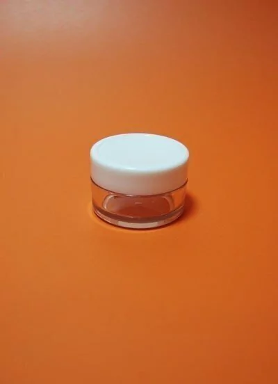TARRO EN POLICARBONATO NATCON TAPA BLANCA 16 ML