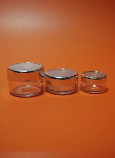 TARRO CON TAPA PLATA