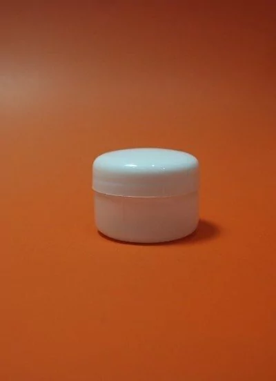 TARRO TIPO VINCI PEAD CON TAPA 20 ML