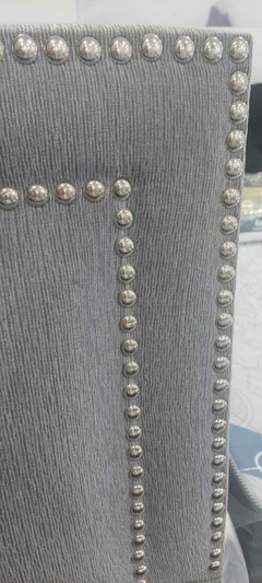 Respaldo acanalado o con tachas x140cm - comprar online