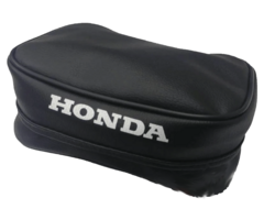 Bolso porta herramientas negro con logo de Honda en blanco