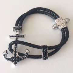 *Pulsera ANCLA CON PIEDRAS NEGRAS