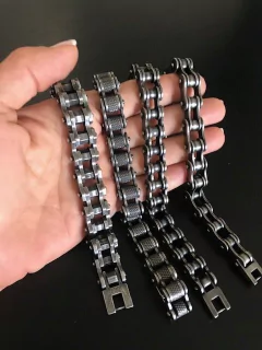 Imagen de *Pulsera CADENA DE MOTO SATINADA