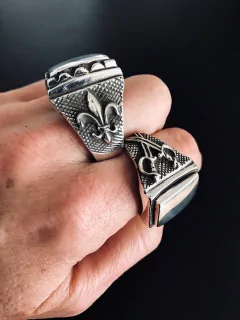 Anillo LIS DIE en internet