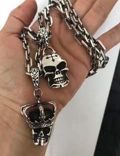 Dije CALAVERA CAOS en internet