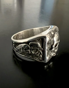 Imagen de Anillo CALAVERA 4 ROSAS