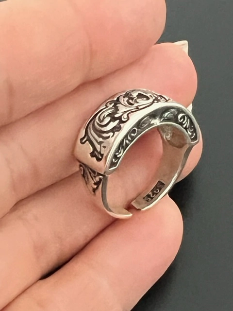 Anillo GRABADO ABIERTO