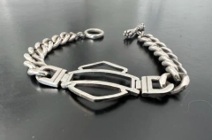 Pulsera BAR & SHIELD en internet