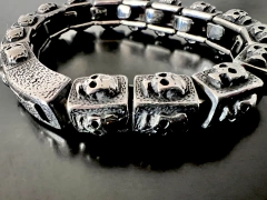 Pulsera SQUARE SKULLS en internet