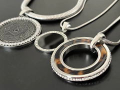 Dije CAREY - comprar online