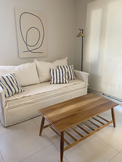 mesa baja de madera