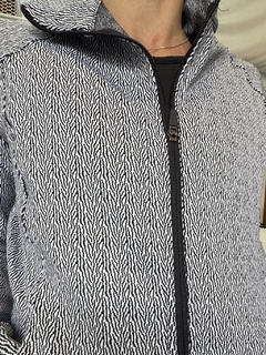BOSQUE VIVO- Campera con cierres y bolsillos - Le Foglie