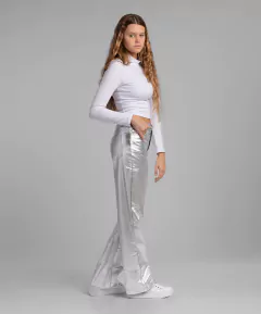 Remera Noa Blanca en internet