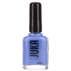 Fotografía de producto de la botella de esmalte de uñas tradicional Juka en frasco negro opaco y minimalista. Un sticker circular en el frente exhibe el tono celeste vibrante con un toque cálido tropical "HONOLULU 103", destacando su fórmula profesional 1