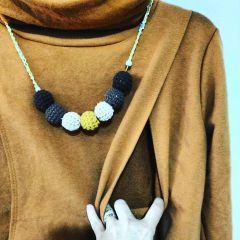 Collar de lactancia y porteo