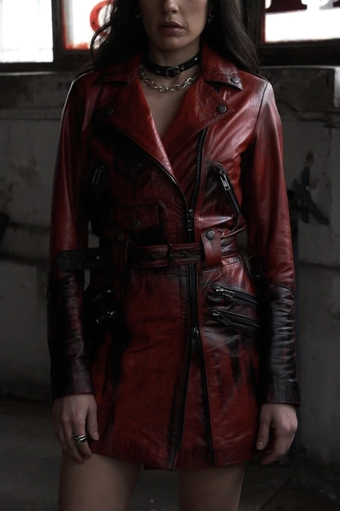 Detroit Dirty Red | Vestido | Cuero Vacuno Auténtico | FRANCUIR
