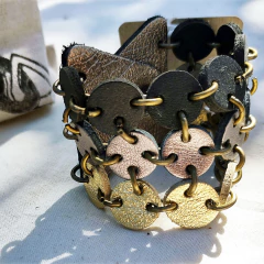 MUÑEQUERA CALAS | PU1003 - Cecilia Caminos