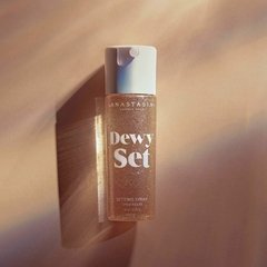 Dewy set - ANASTASIA BEVERLY HILLS