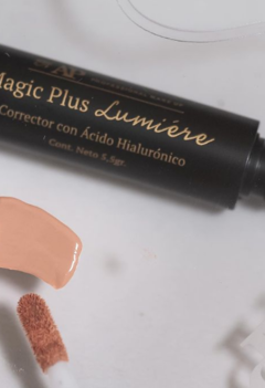 CORRECTOR MAGIC PLUS Lumiere con hialuronico AP en internet