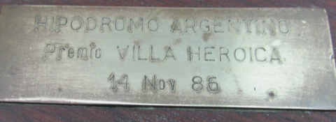 Estatua de un soldado fortinero de campaña gaucho hecha de bronce macizo c1980 - Polo Antiguo - Antigüedades en Argentina