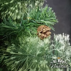 Imagen de Arbol de Navidad Gran Duque 2.40mts LINEA PLATINUM