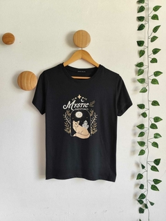 Remera básica MYSTIC - comprar online