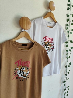 Remera básica TIGER - comprar online
