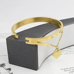 Bracelete Duplo Pingente Coração - Aço Inoxidável banho ouro 18k na internet
