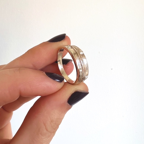 Anillo Línea y tope - plata 925