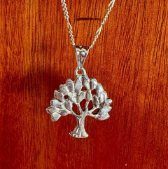 Dije árbol de la vida con pajaritos - tienda online