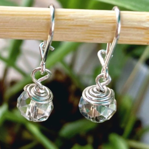 Aros largos Sombrerito chino - Cristal y plata 925