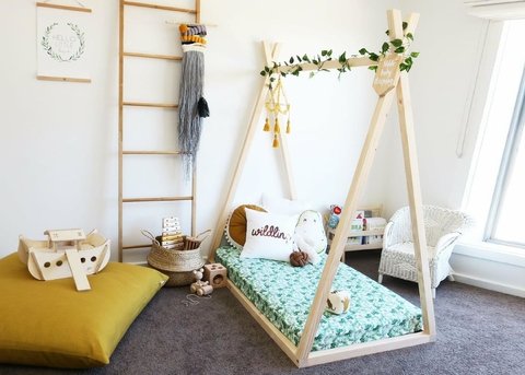 Cama Tipi India Método Montessori Tatami en madera de Guatambú