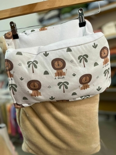 Porta enfant de plush y piel - AW en internet