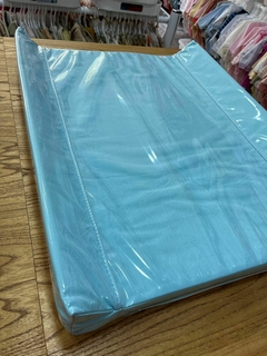 Cambiador rígido con alas - antivuelco - 65x50 - VALIJAS - comprar online