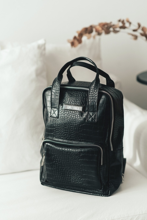 Mochila Calafate croco negra