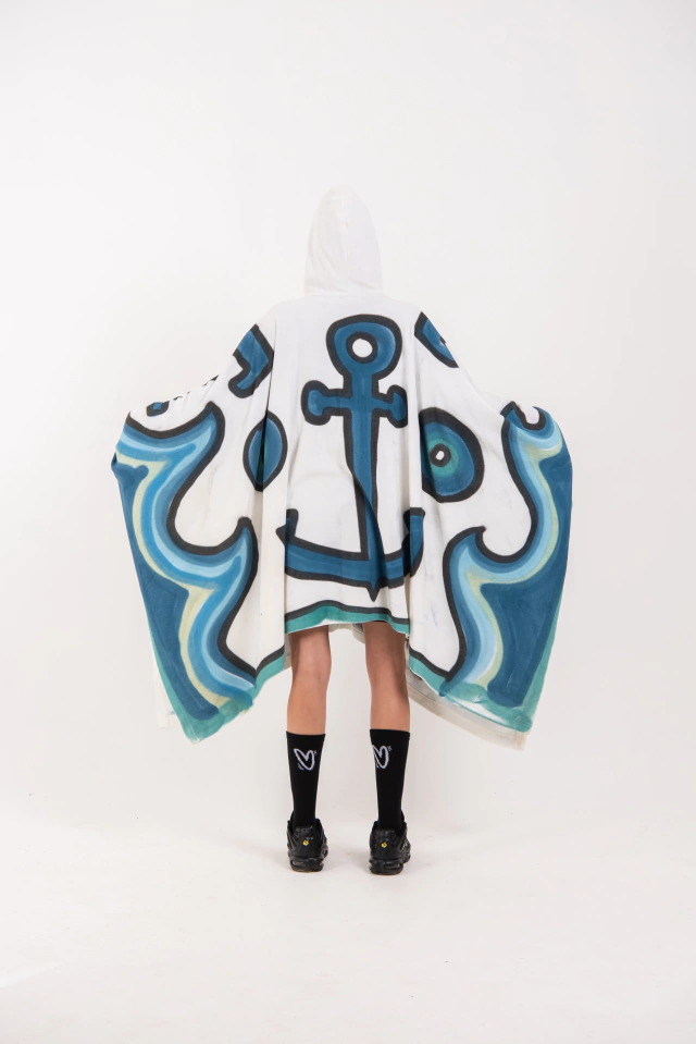 PONCHO TIBURÓN — imagen 2