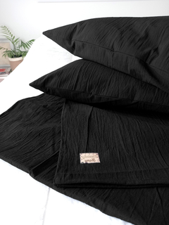 Combo: Pie de cama + fundas | Negro