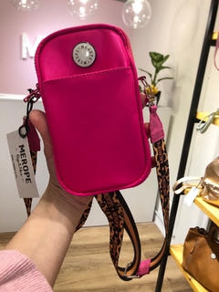 Porta celular Free Fucsia - tienda online